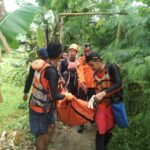 Bayi Telah di temukan : Pencarian jarak dari TKP sekitar 2 KM, dengan mengunakan perahu karet.