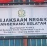 Kasus pengendara pajero nabrak 2 orang mahasiswi meninggal dituntut hanya 3 bulan tidak di tahan.